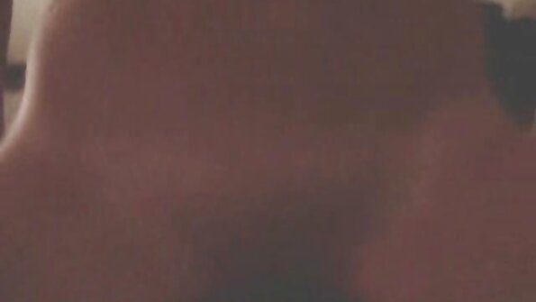 ಗ್ಲಾಮ್ ಹಾಟೀ ಕ್ಯಾಡೆನ್ಸ್ ಲಕ್ಸ್ ಏಕಕಾಲದಲ್ಲಿ ಎರಡು ಬಿಬಿಸಿಗಳನ್ನು ಪೂರೈಸುತ್ತದೆ